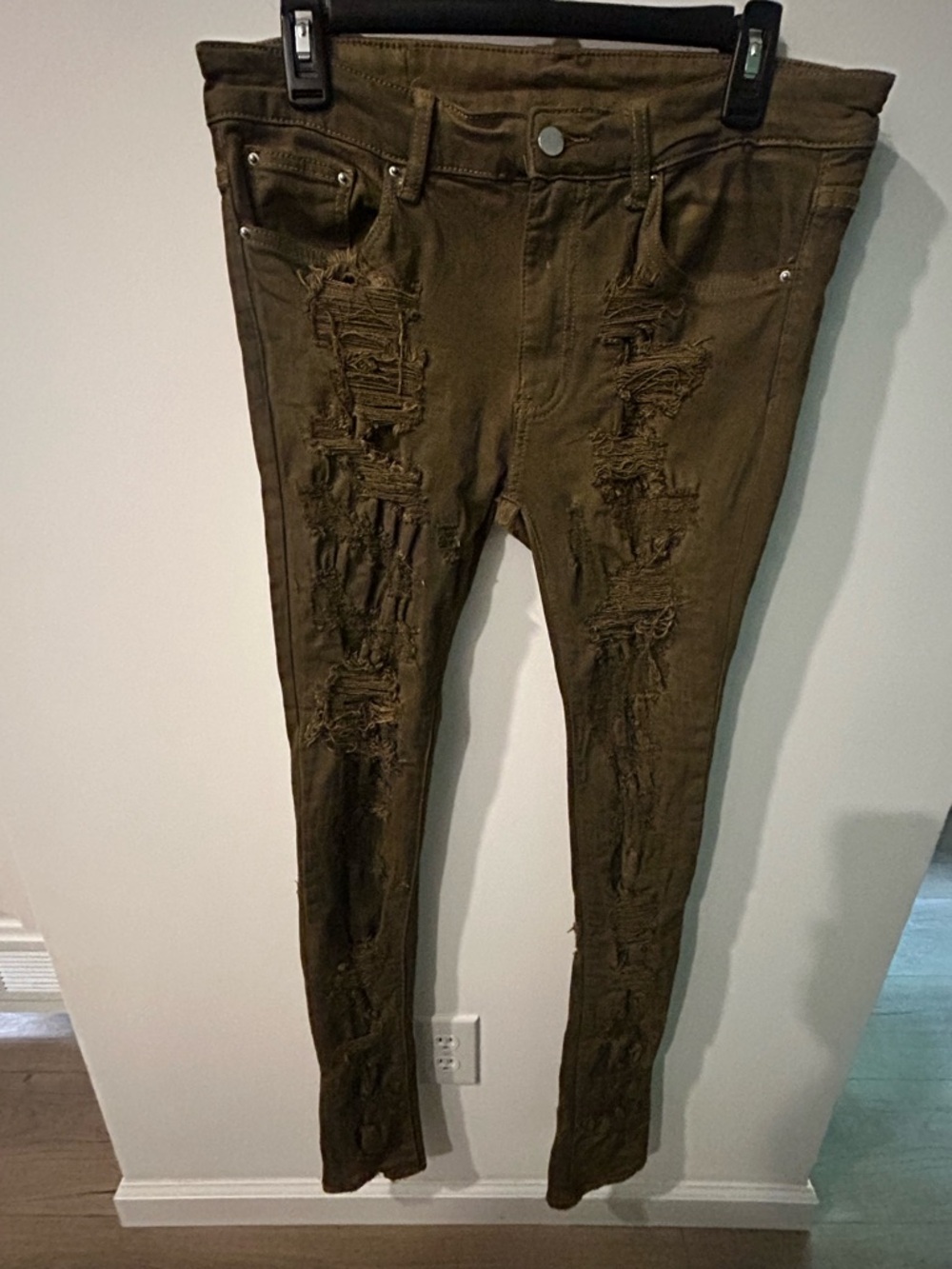 Mnml Olive Heavy Distressed Skinny Jeans Size 31